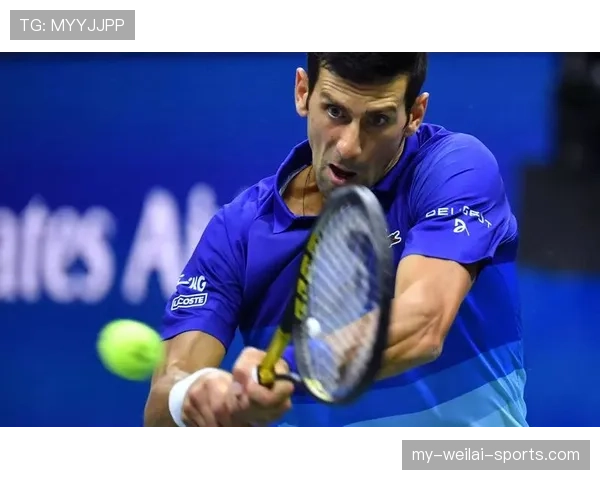 德约科维奇凌晨四点还在练发球，这人是真不睡觉还是把咖啡当水喝？